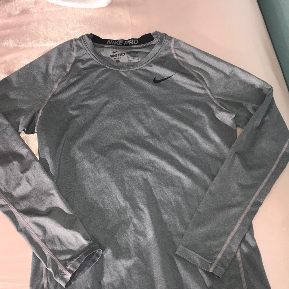 Men’s Grey Long Sleeve Nike Compression Shirt